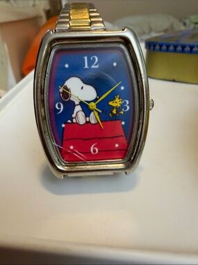 Snoopy & Woodstock Character Watch with Blue Dial and Red Snoopy Doghouse